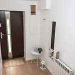 Z Ogrodem - 2-pokojowy Apartamento Radom