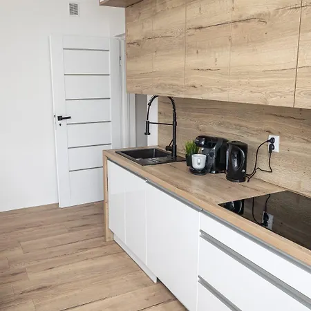 Z Ogrodem - 2-pokojowy *