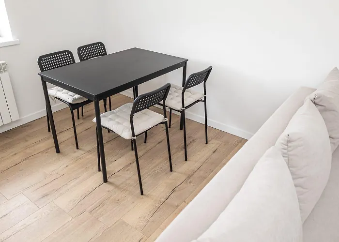 公寓 Z Ogrodem - 2-pokojowy 拉多姆