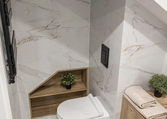 Z Ogrodem - 2-pokojowy * 拉多姆